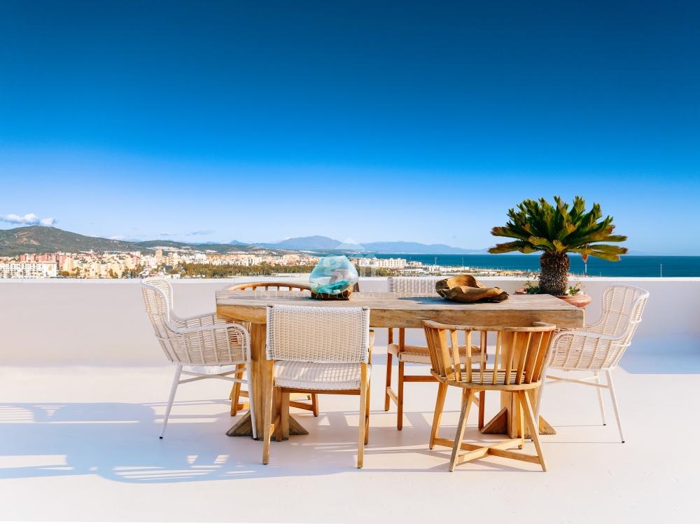 Image of Monument Plaza